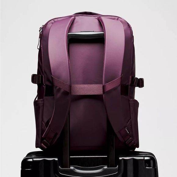 Lululemon New Crew Backpack *Updated Black Plum - NWT - Picture 4 of 6